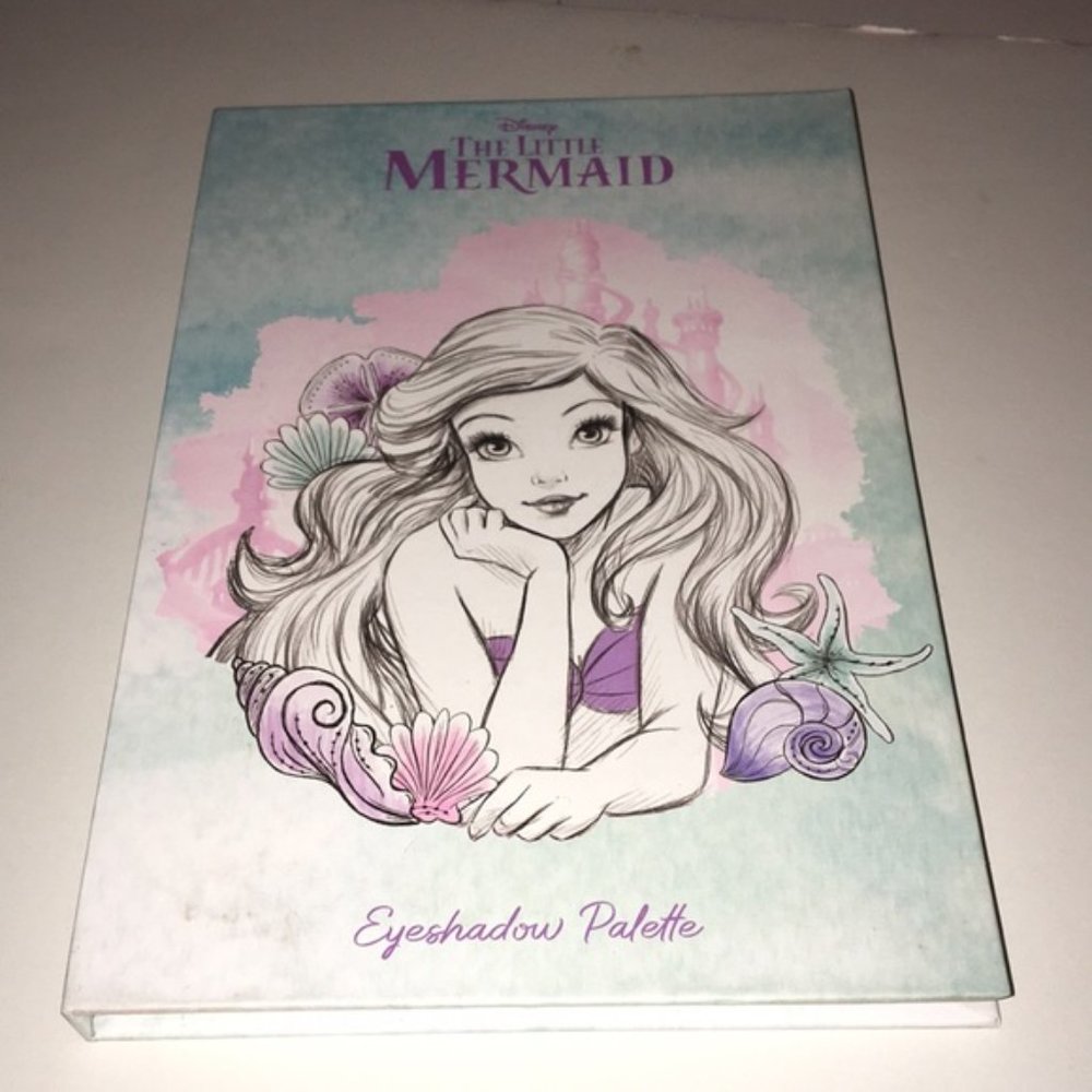 HP🎊🎊Disney Little Mermaid Ariel Sketch 12 Shade Eyeshadow Palette - Picture 4 of 10